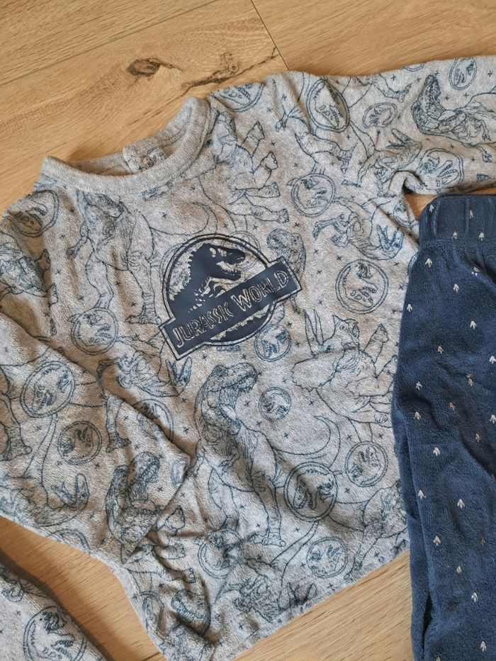 Lot pyjamas garçon jurassic world 36 mois - photo numéro 3