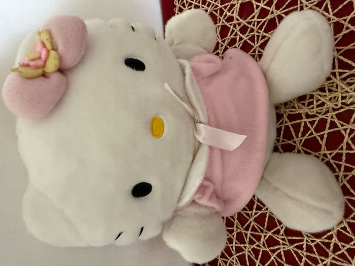 peluche hello kitty robe rose