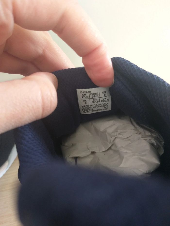 Basket Asics neuve - photo numéro 4