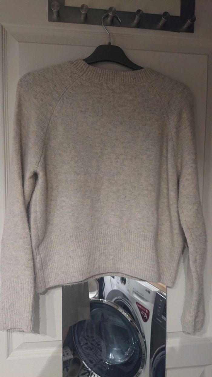 Pull gris camaieu t s avec écriture - photo numéro 2