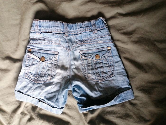 Short en jean tap à l'oeil 5ans - photo numéro 3