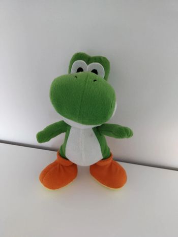 Peluche Yoshi