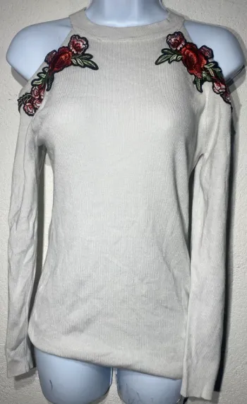 Pull Épaule nu enzoria