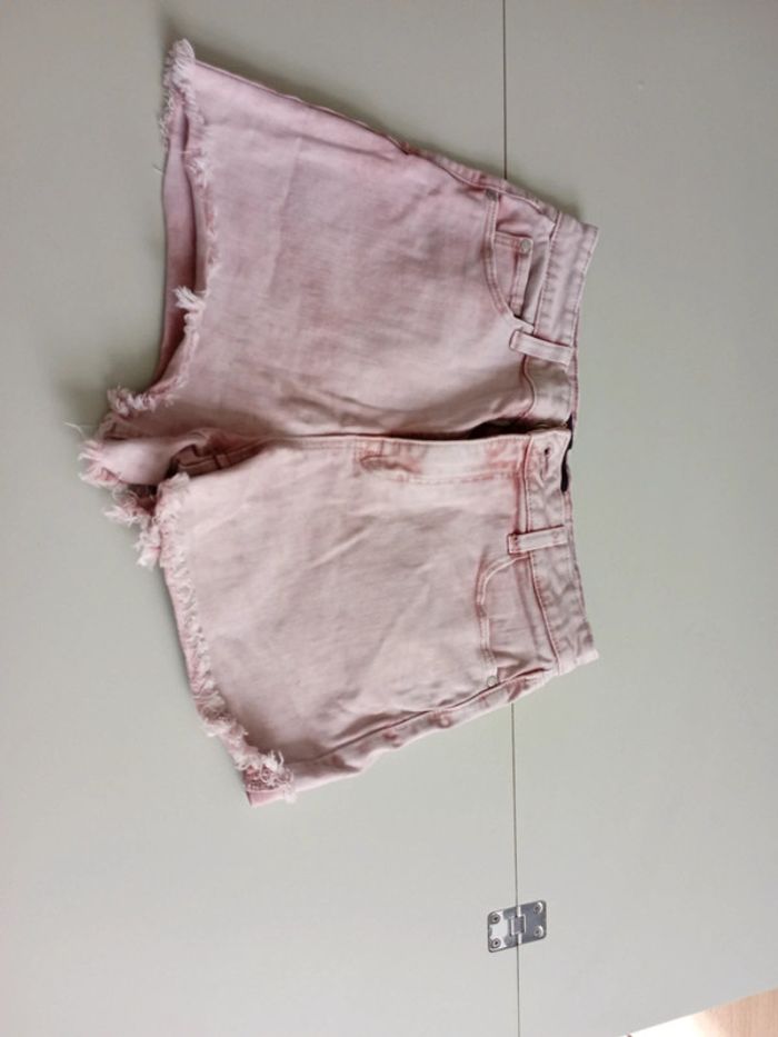 Short en jean rose blanc taille 40 Clockhouse