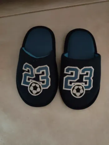 Chaussons pointure 29
