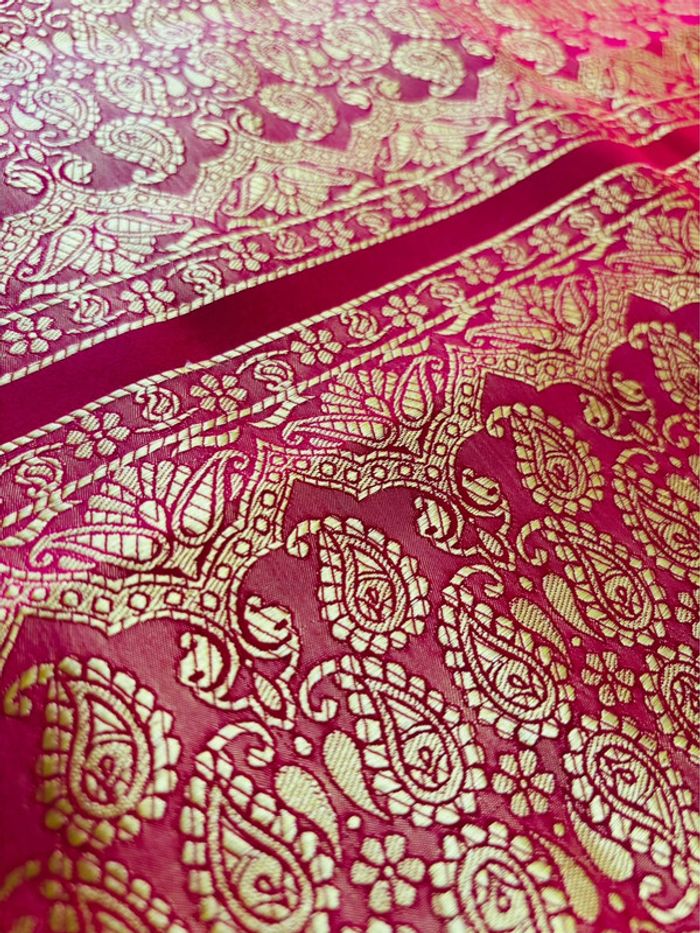 Tissu Balinais - Rouge et Or - 54 x 198 cm - photo numéro 3