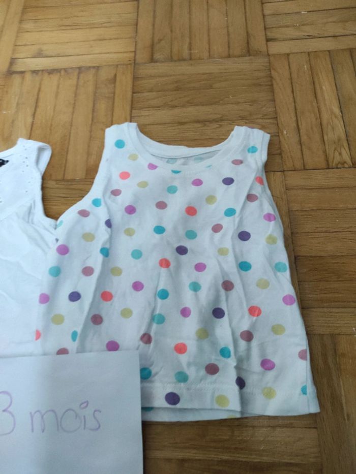 Lot de deux débardeurs 3 mois - photo numéro 3