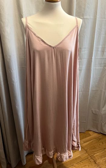 Robe courte rose poudrée taille unique