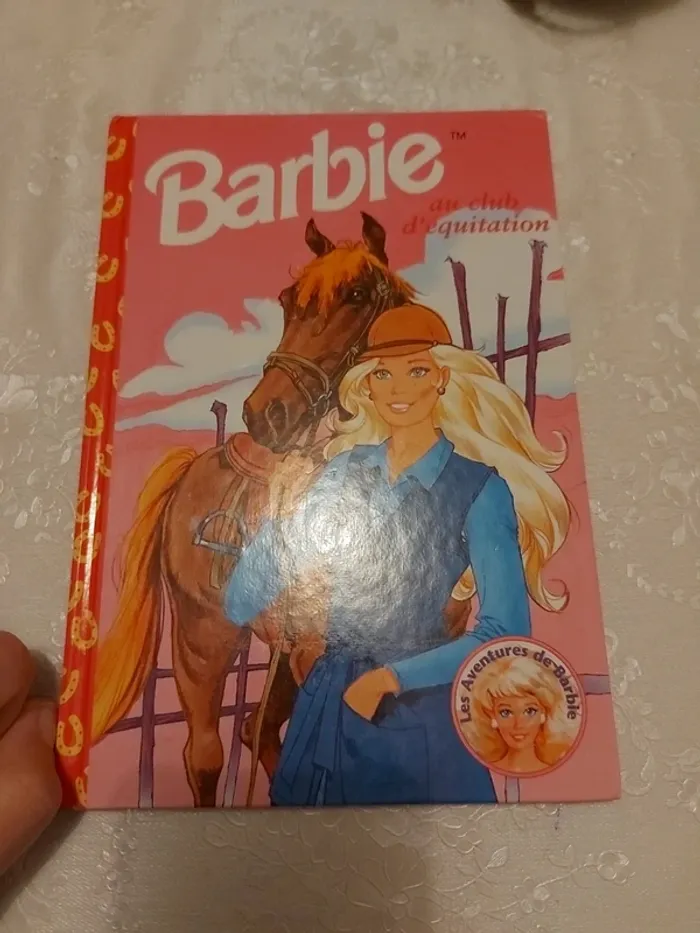 Livre Barbie au club d'équitation
