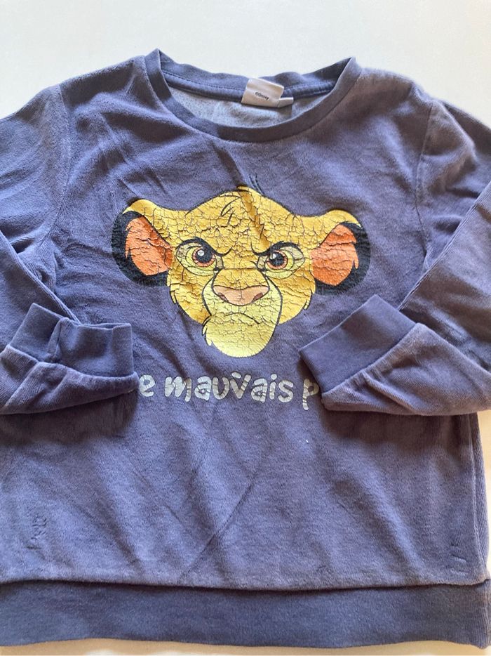 Pyjama Hiver Le Roi lion deux pièces ÉTAT SATISFAISANT  garçon  taille 8 ans couleur bleu - photo numéro 2