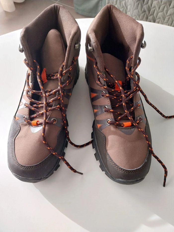 Chaussure de randonnée montante T40 - photo numéro 2