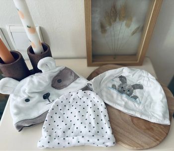 Lot bonnet naissance bébé
