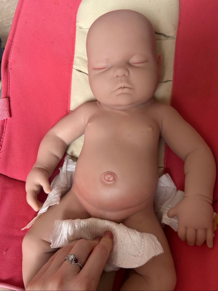 Bébé reborn silicone - photo numéro 8