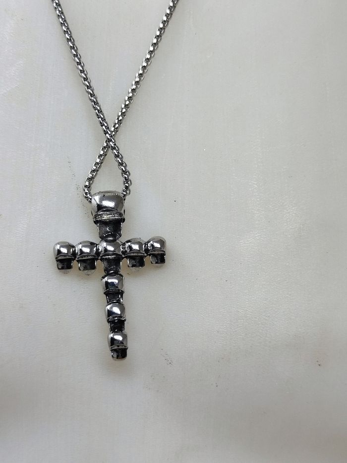 Superbe collier gothique en croix en acier - photo numéro 3