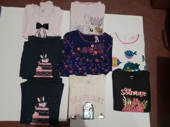 Lot de tee-shirts fille en 8ans à manches longues