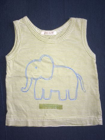 Teeshirt sans manche/Marcel Grain de blé 12 mois