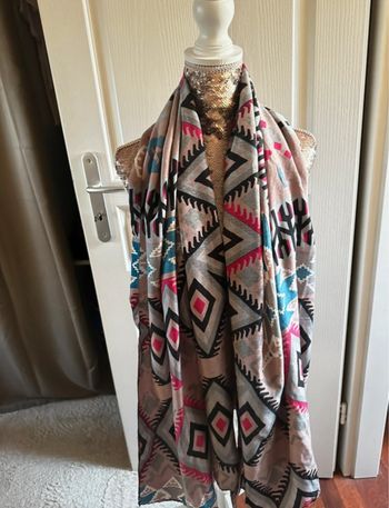 Écharpe foulard châle 