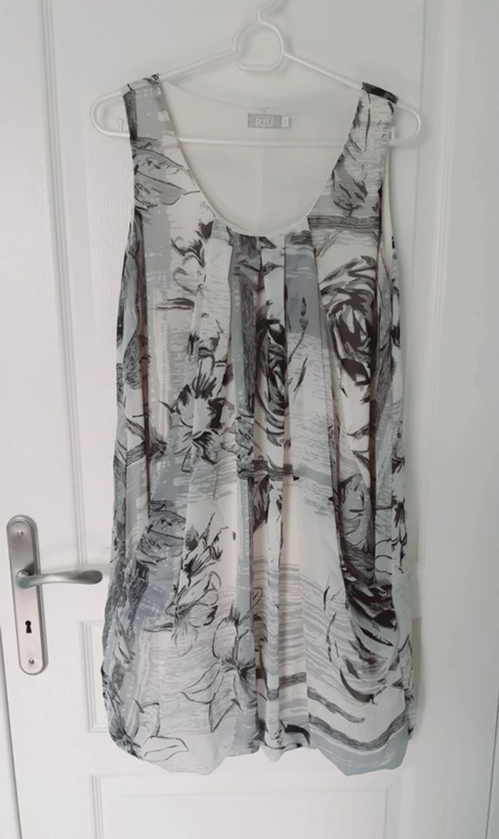 Robe boule casual taille 38 Jacqueline Riu