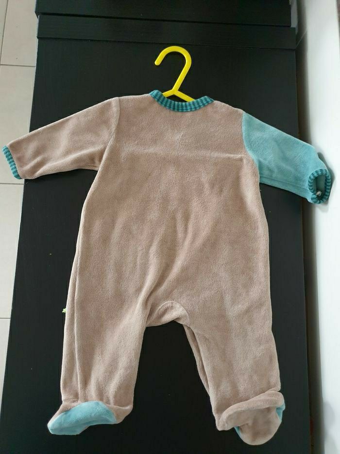 Pyjama doux Moulin Roty collection "Les Jolis Pas Beaux" 3 mois - photo numéro 2