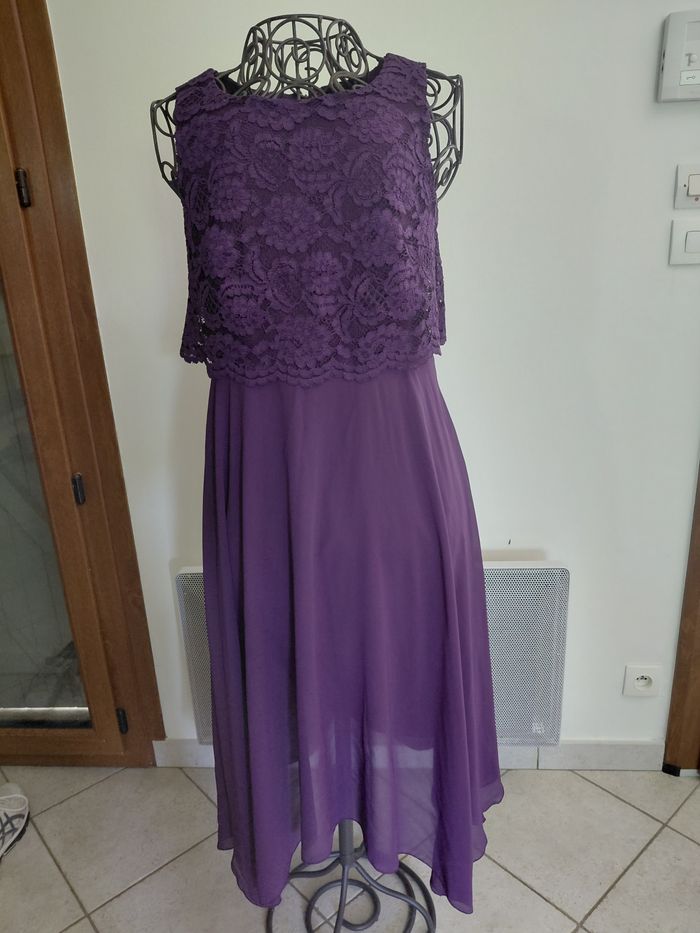 Robe de cérémonie avec haut en dentelle