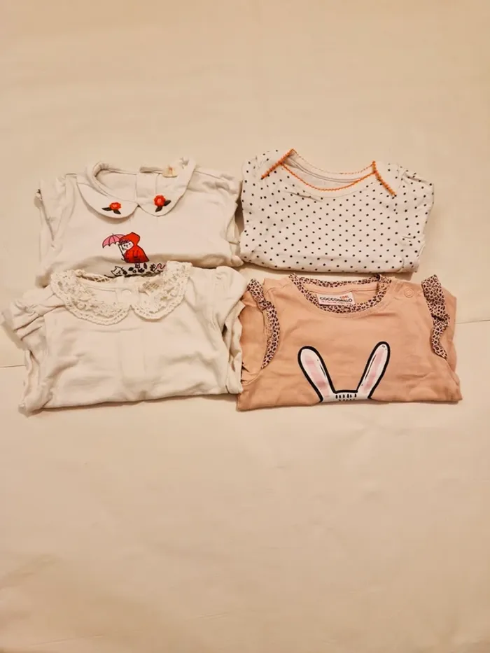 Lot 4 bodies manches longues fille 9 mois