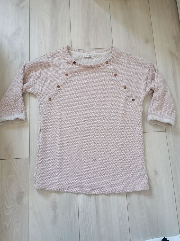 Tee-shirt / pull