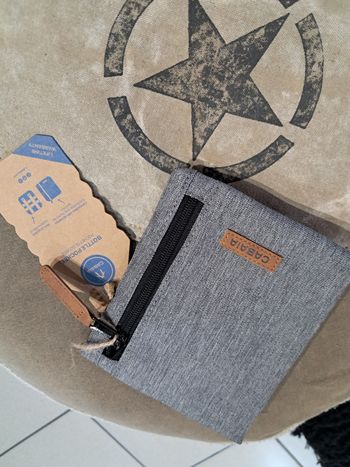 Pochette Cabaia gourde gris chiné