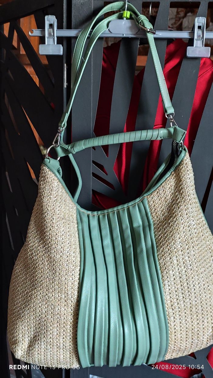 Sac à main vert et beige - photo numéro 4