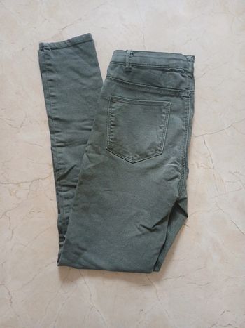 Pantalon jean kaki taille 34 🌺