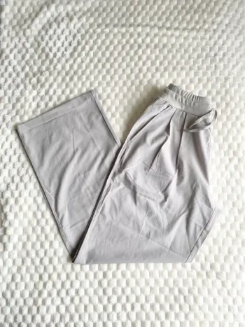 Pantalon large neuf