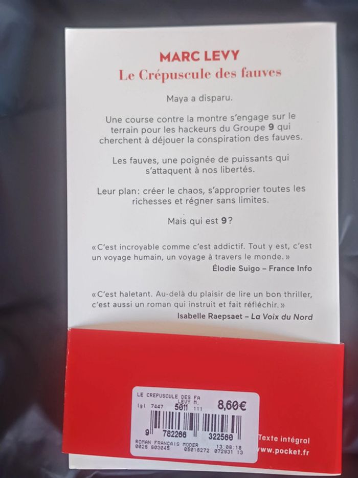 Livre le crépuscule des fauves Marc Levy - photo numéro 2