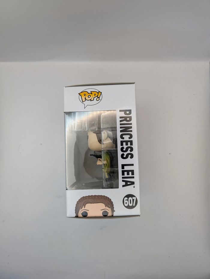Funko Pop : Star Wars 607 - Princesse Leia - photo numéro 2