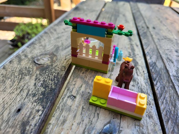 Lego friends 41085 et 41089, La clinique vétérinaire et le petit poulain, complet avec notice - photo numéro 5