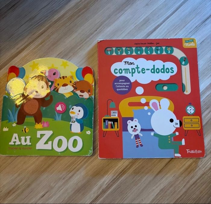 Livre musical et texturé et livre pour apprendre à compter