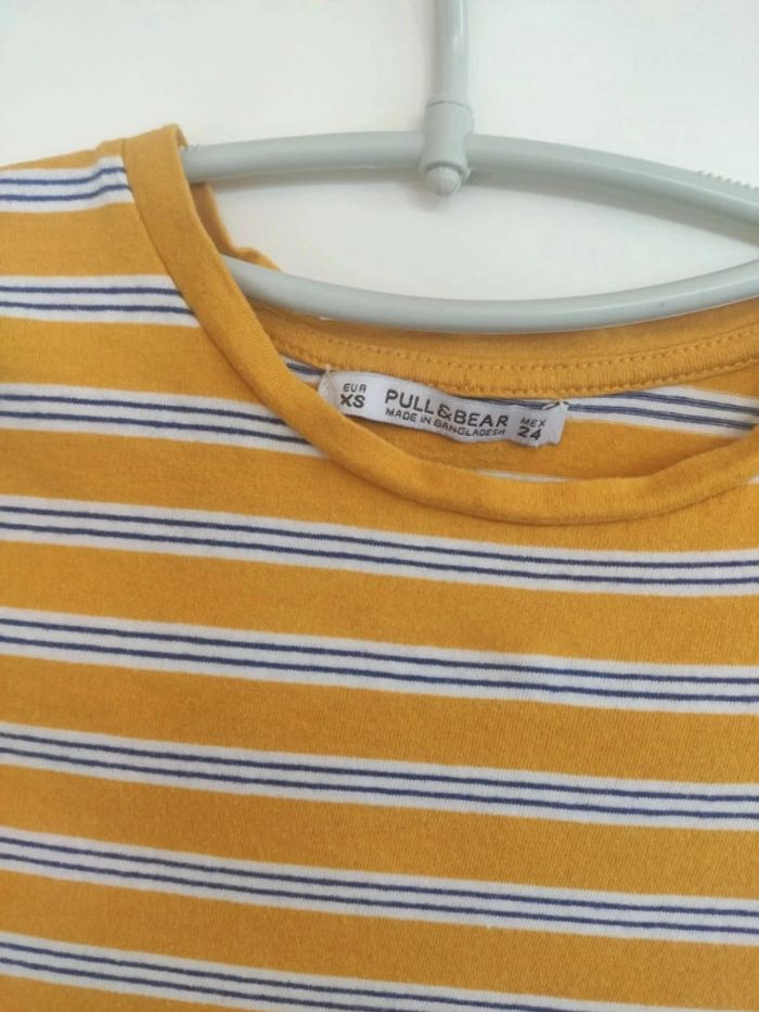 Pull & Bear t shirt rayé XS - photo numéro 2