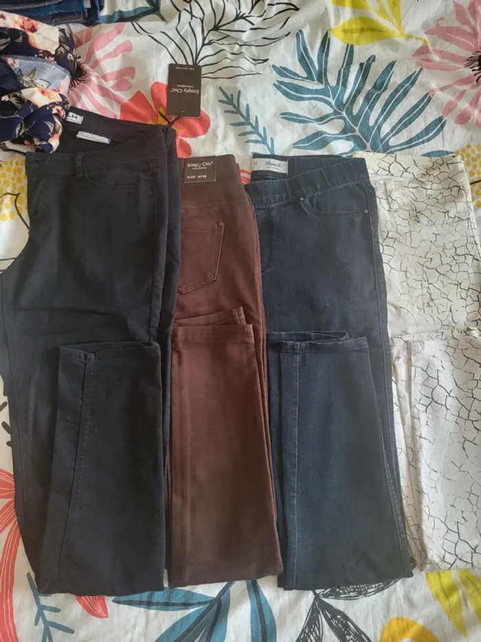 Lot pantalons - photo numéro 2
