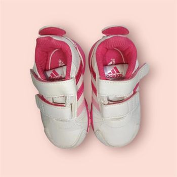 🌺 basket adidas taille 20 🌺