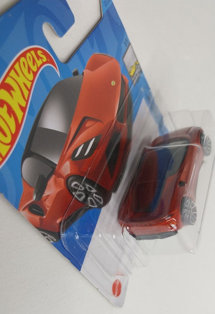 Hot Wheels Lotus Émira 2023 - photo numéro 7