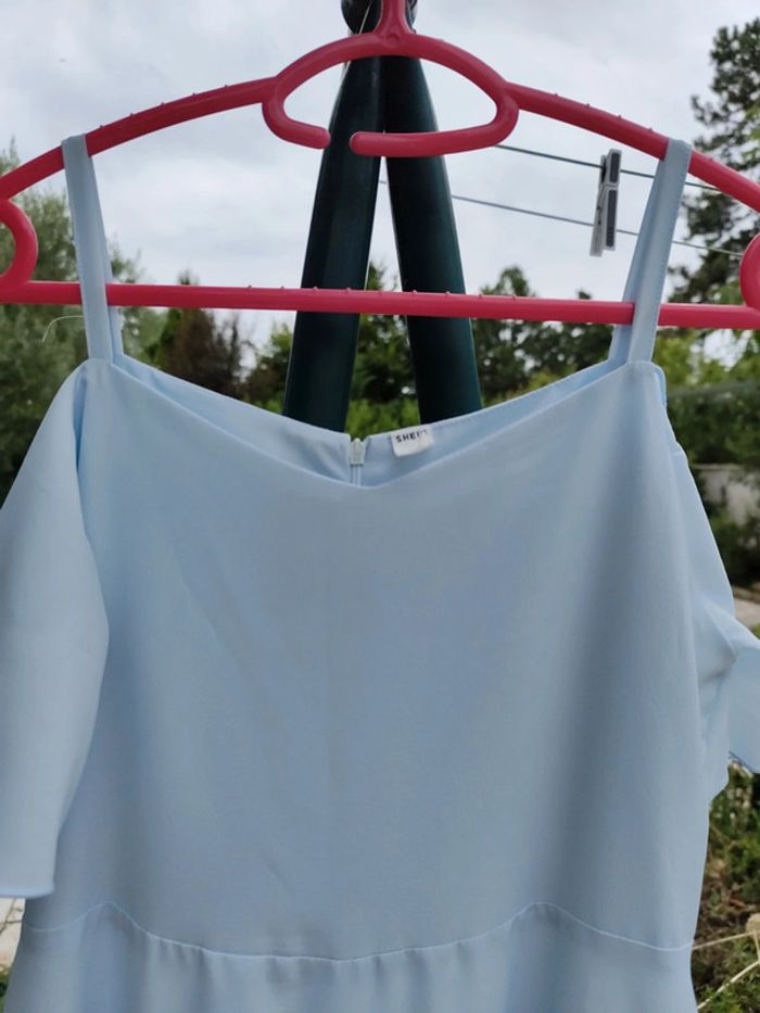 Robe bleu ciel fantaisie Shein taille 14 ans - photo numéro 2