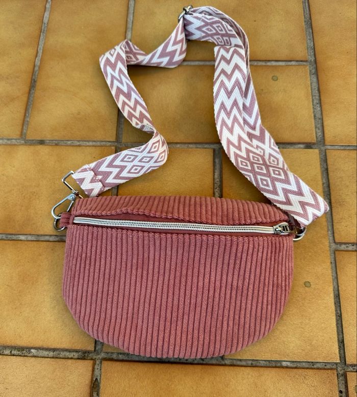 Sac banane rose velours côtelé - photo numéro 5