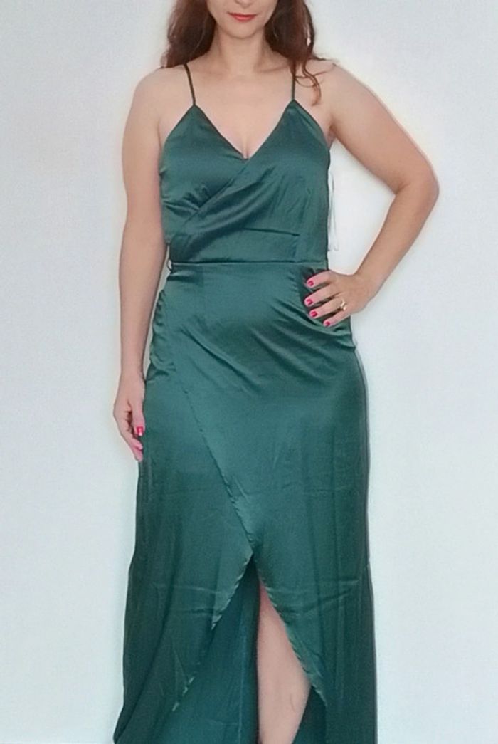 Robe de soirée longue en satin taille 38 - photo numéro 3