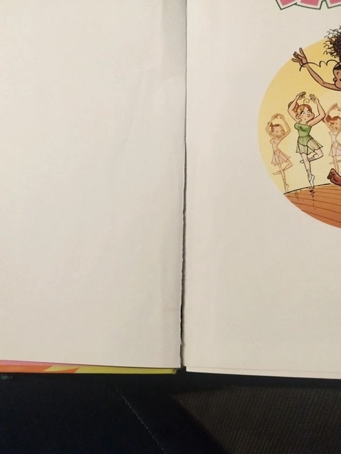 Lot bd studio danse - photo numéro 3