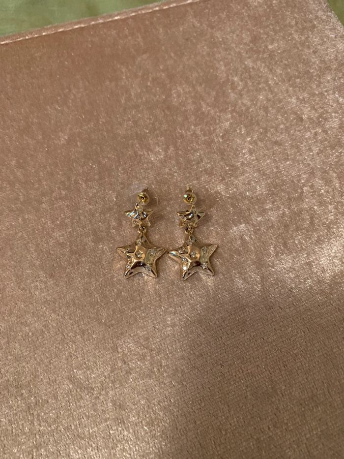 Boucles d’oreilles étoiles pendantes - photo numéro 5