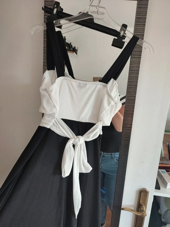 Robe de cocktail - photo numéro 3