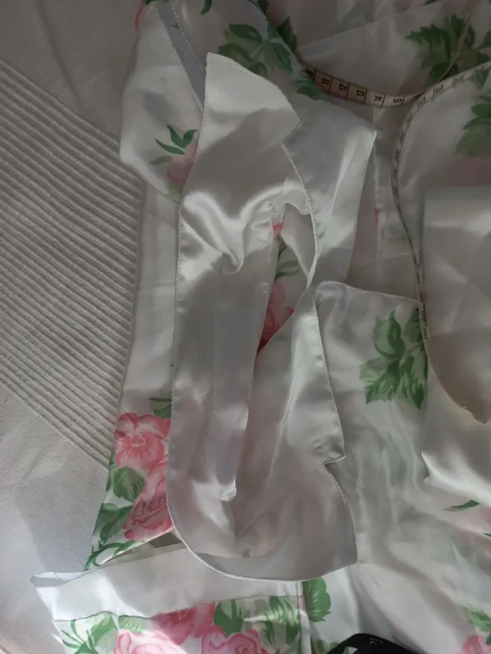 Pyjama tenue d'intérieur satin - photo numéro 13