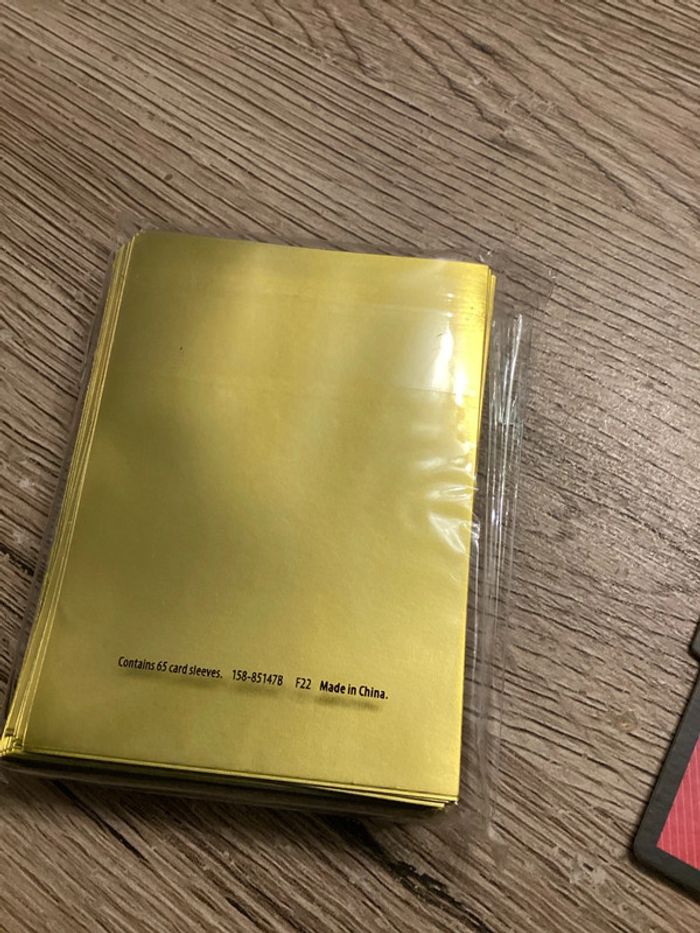 paquets de 65 sleeve Pokémon zénith suprême neuf pour vos carte Pokémon avec 4 cale - photo numéro 4