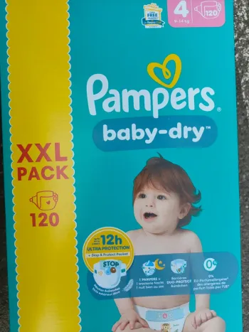 Carton pack XXL couches Pampers taille 4