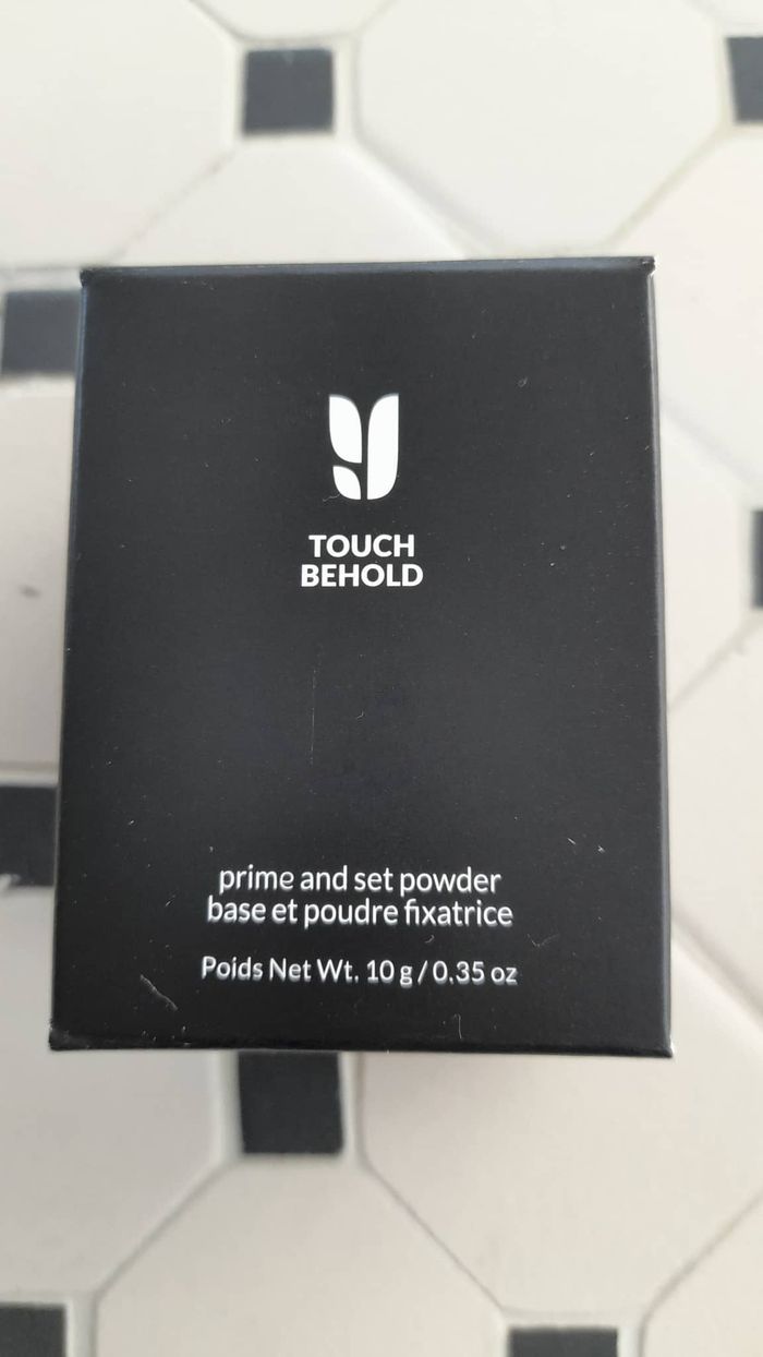 Poudre fixatrice younique