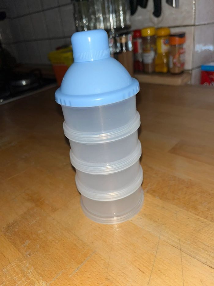 Dosettes biberons bébé