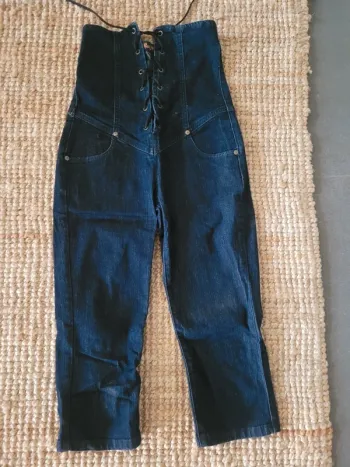 Pantacourt moulant taille ultra haute – Les P’tites Bombes – style Y2K